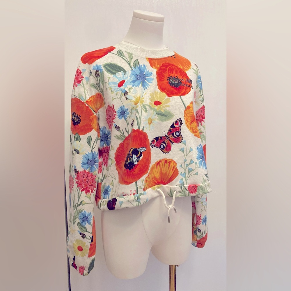 New Balance cropped sweatshirt